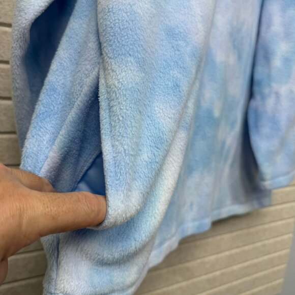 Disney Mickey & Pluto Blue Fleece 1/4 Zip Pullover Women’s 18W/20W Embroidered - Picture 6 of 14